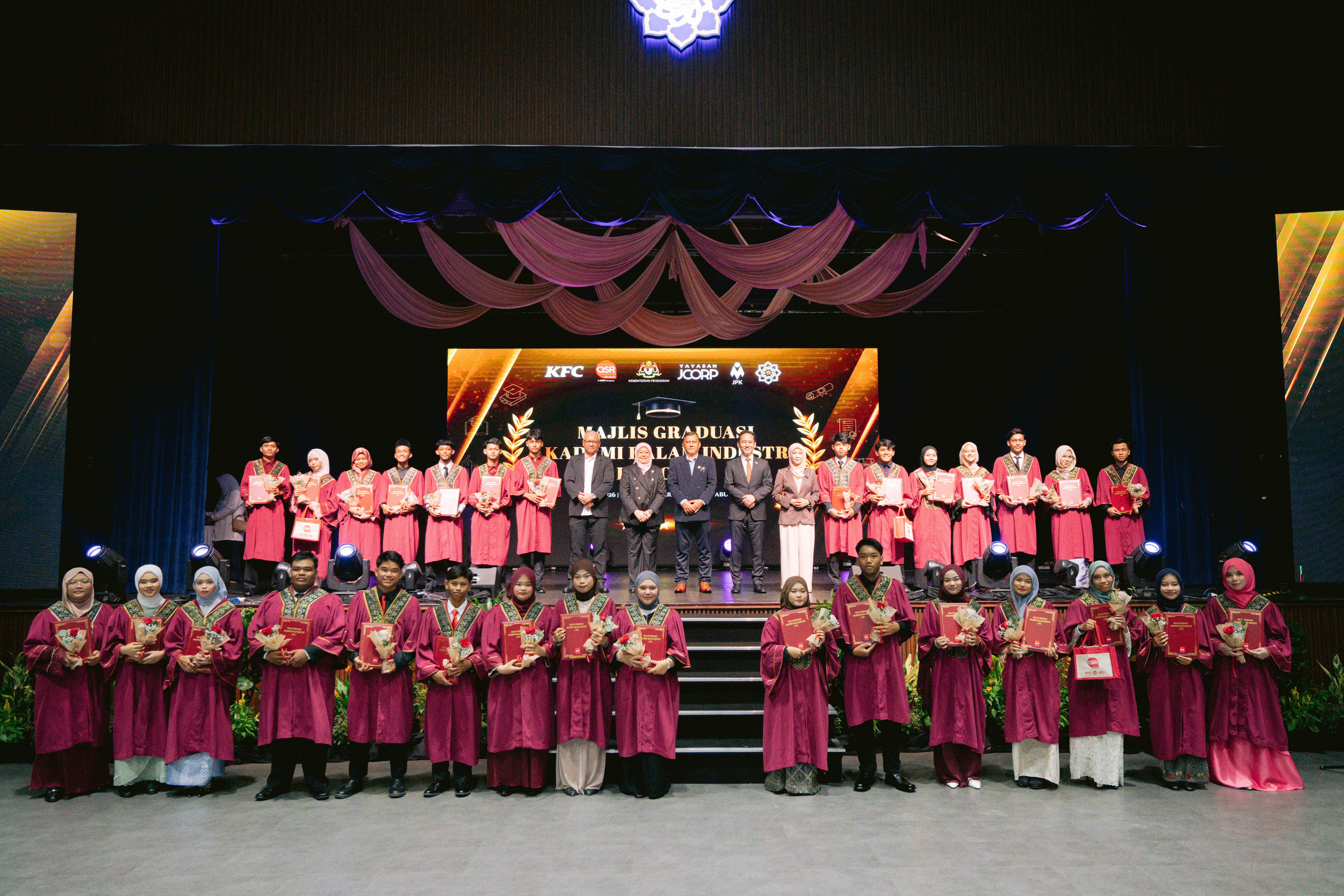 QSR Brands, Yayasan JCorp Lahirkan 37 Graduan Berkemahiran Menerusi Program ADI